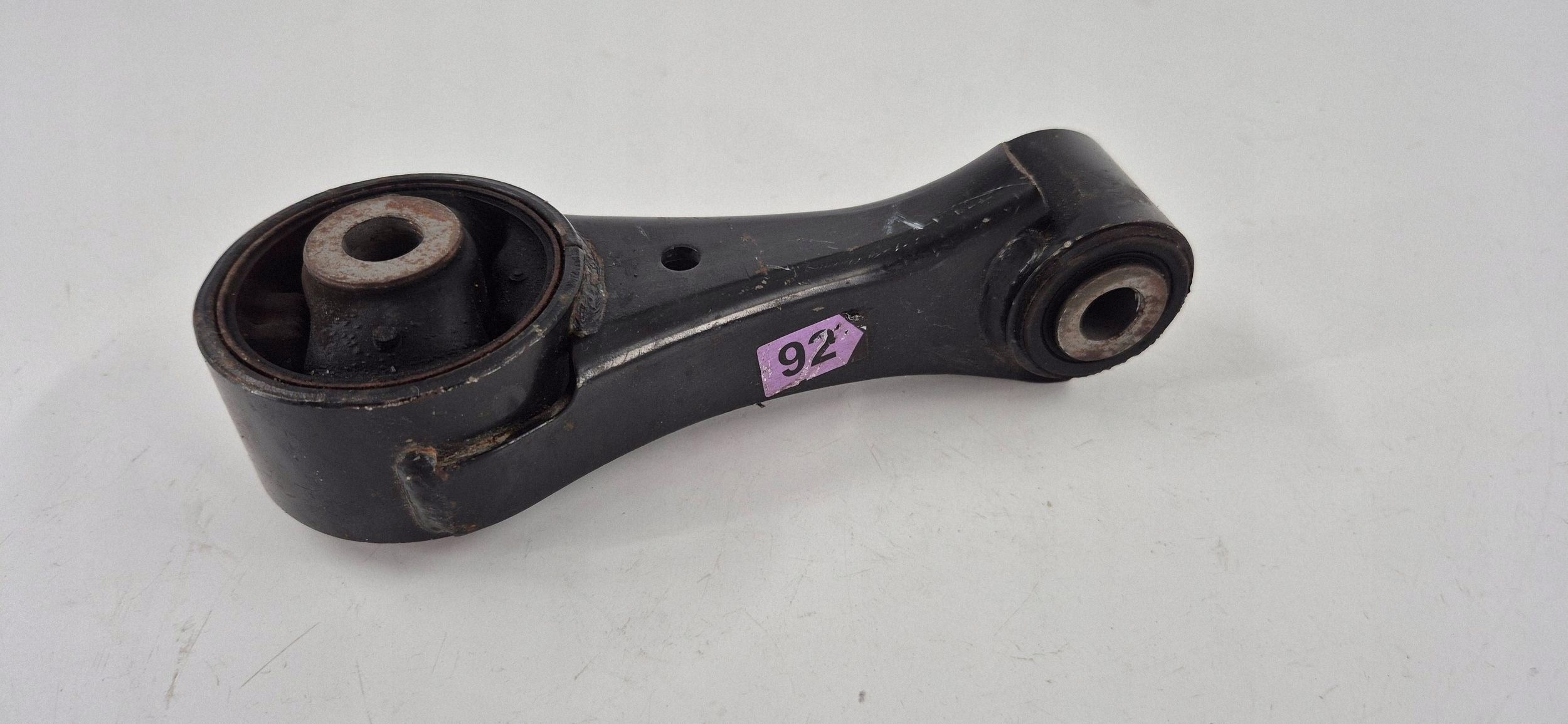 allegro-b4e1ada4b070bc2f47359f28 YARIS III 1.33 1.5B ŁAPA PODUSZKA MOCOWANIE SILNIKA SKRZYNI TYLNA TYŁ 92 - obrazek 1