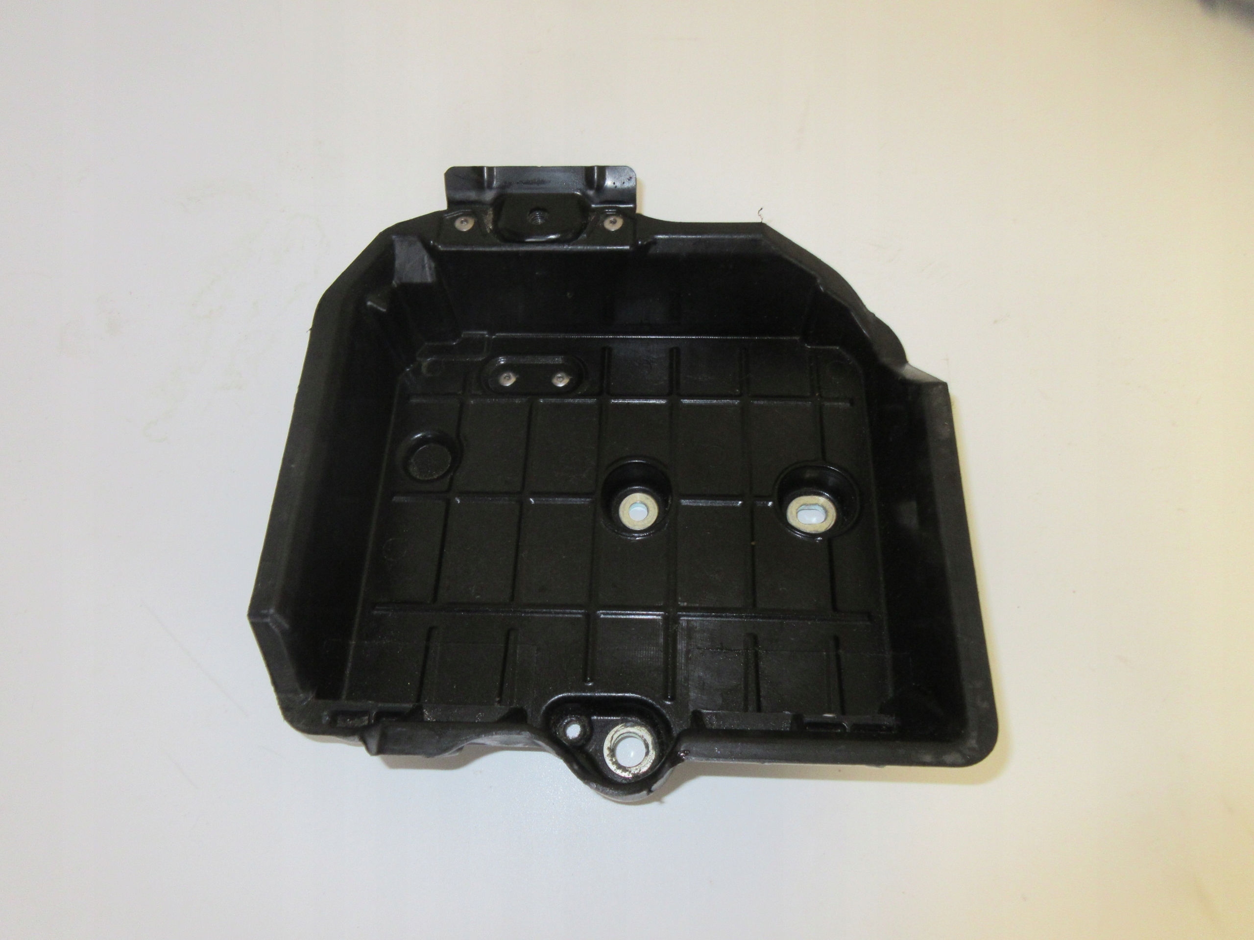 allegro-bd4deffb4210632db4ade438 PRIUS IV PODSTAWA AKUMULATORA - obrazek 1