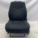 PRIUS III LIFT FOTEL PRZEDNI PRZÓD LEWY KIEROWCY MATERIAŁ ANGLIK