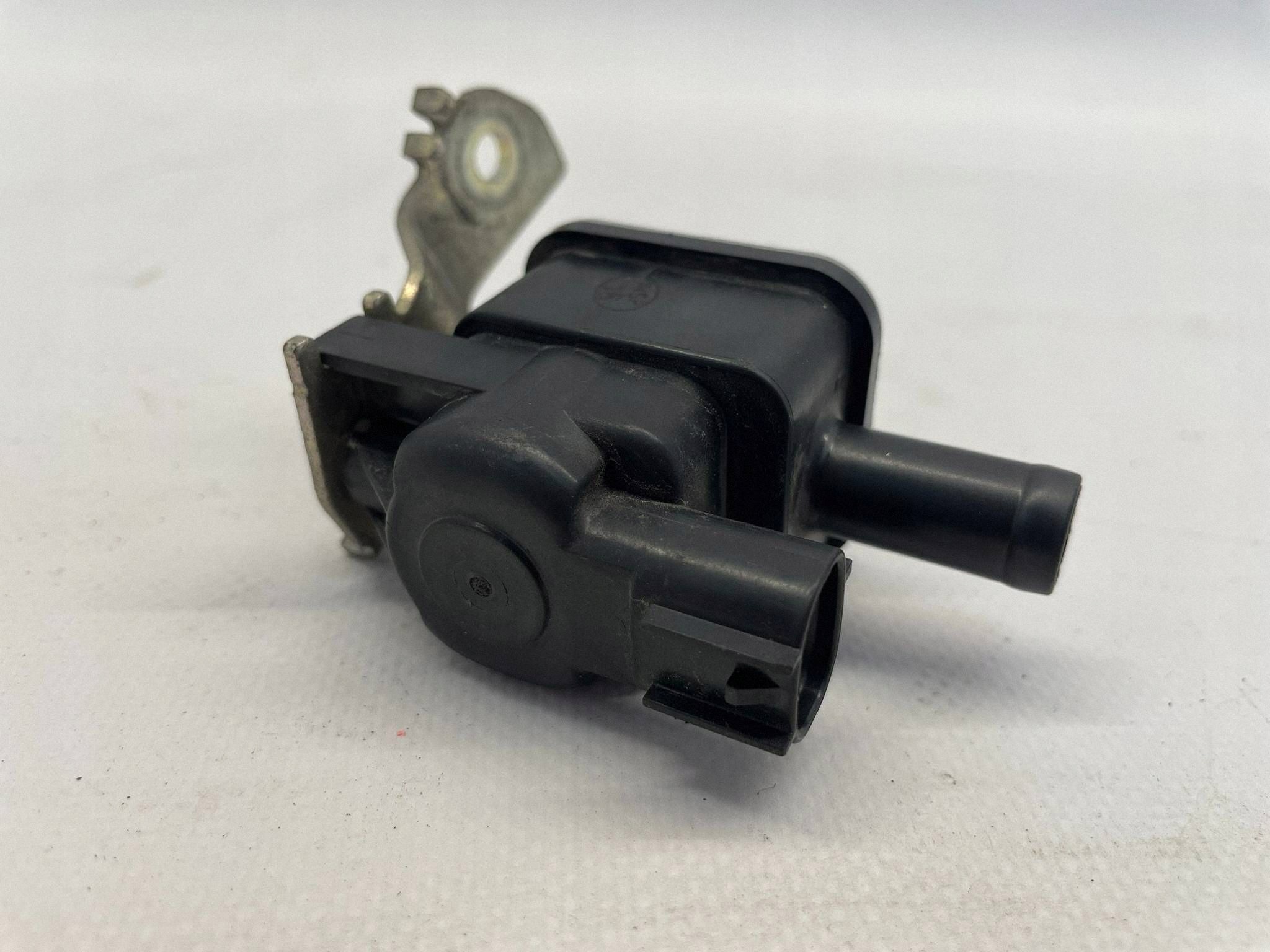 allegro-cb06f4f1e569a4a31e1f4817 RAV4 V CAMRY VIII NX 2.5 HYBYRDA CZUJNIK ZAWÓR PODCIŚNIENIA 90910-12279 - obrazek 1