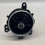 AURIS II LIFT KRATKA NAWIEWU DESKI ROZDZIELCZEJ KONSOLI LEWA 55662-02350