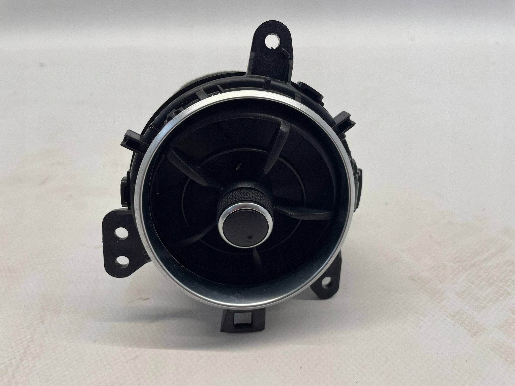 allegro-cd521c2a272cad4f9fc47786 AURIS II LIFT KRATKA NAWIEWU DESKI ROZDZIELCZEJ KONSOLI LEWA 55662-02350 - obrazek 1