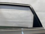 AURIS II KOMBI DRZWI TYLNE LEWE LEWY TYŁ KOMPLETNE 4V8 ODPRYSK - obrazek 3