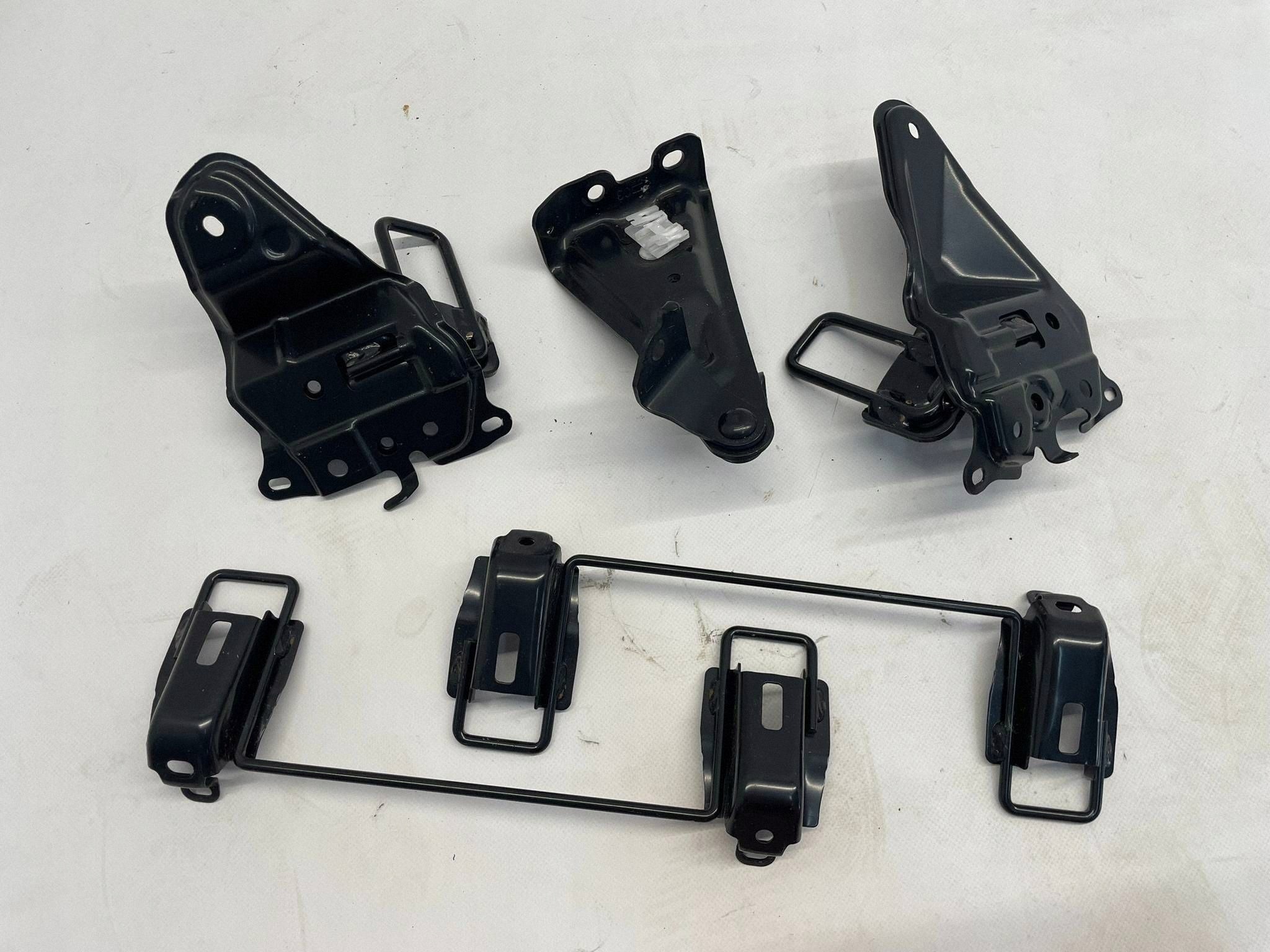 allegro-f5094ae46b980494af1409c6 COROLLA CROSS UCHWYT MOCOWANIA ZAWIASY TYLNEJ KANAPY ISOFIX KOMPLET - obrazek 1