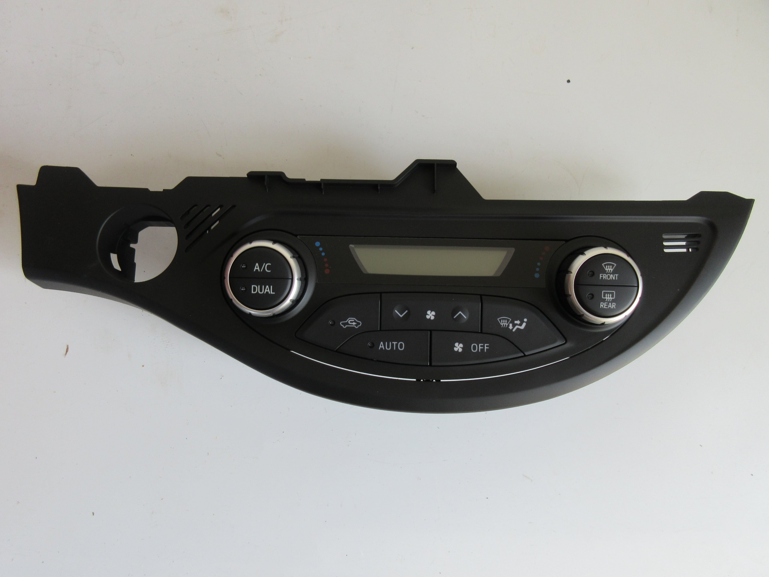 allegro-fa23ad96d6581c8f4ad78e11 YARIS III LIFT PANEL KLIMATYZACJI - obrazek 1