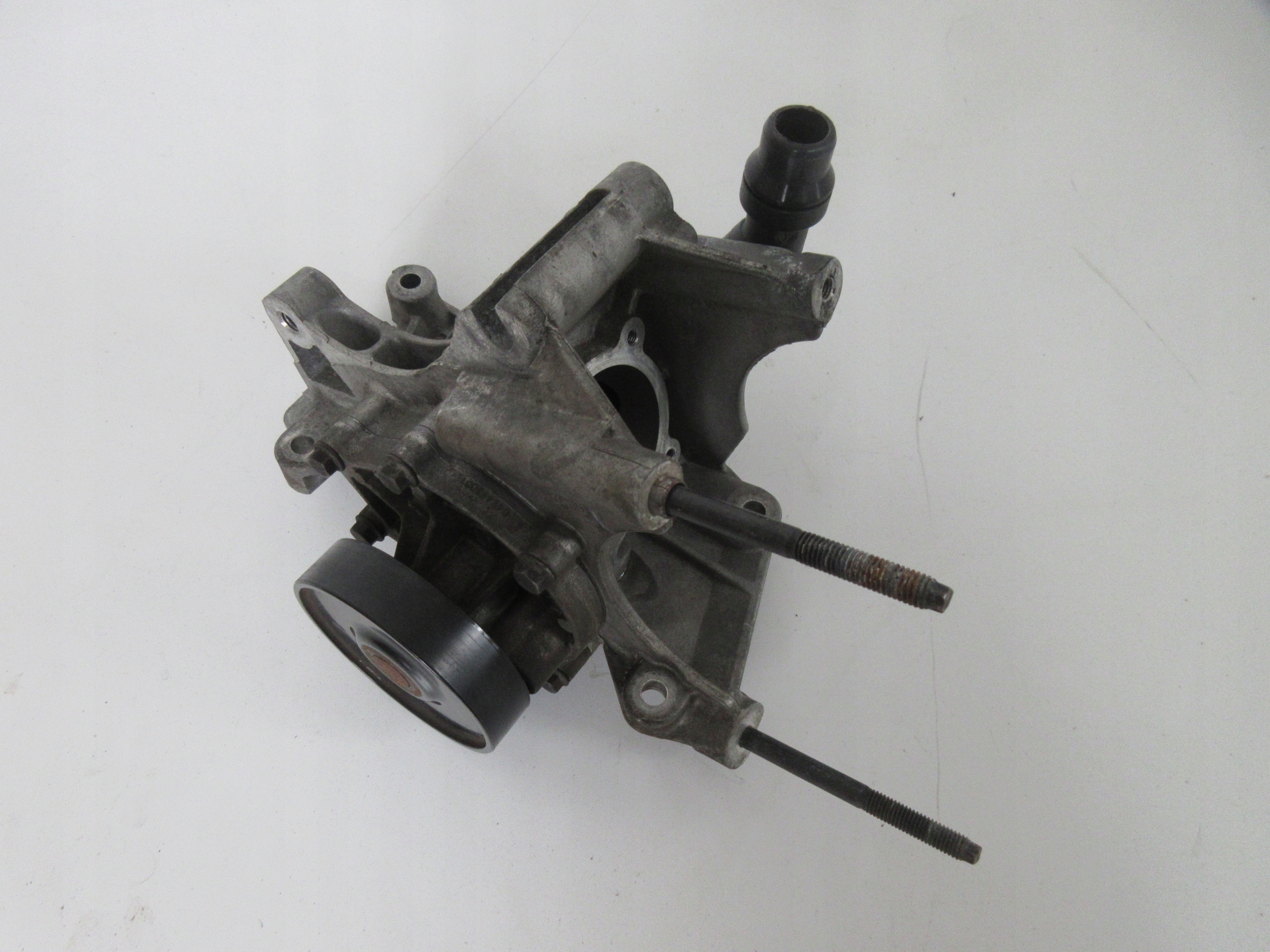 allegro-fcbe0f0a9b32770c68bd5071 AVENSIS VERSO RAV4 1.6 2.0 D4D POMPA WODY - obrazek 1