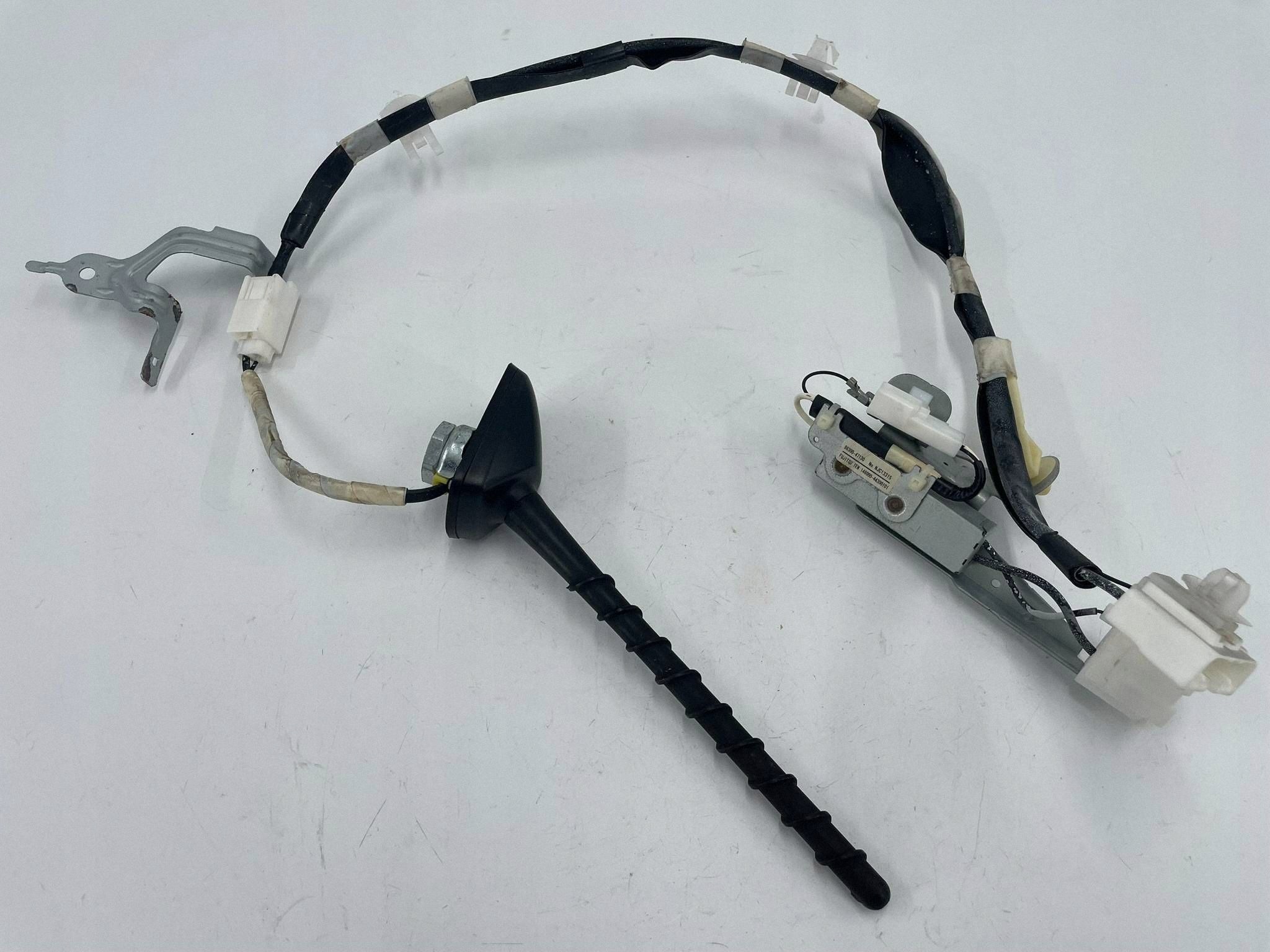 allegro-0fcd1b554aee64291f1ff002 PRIUS III ANTENA DACHOWA RADIOWA 86300-47130 - obrazek 1