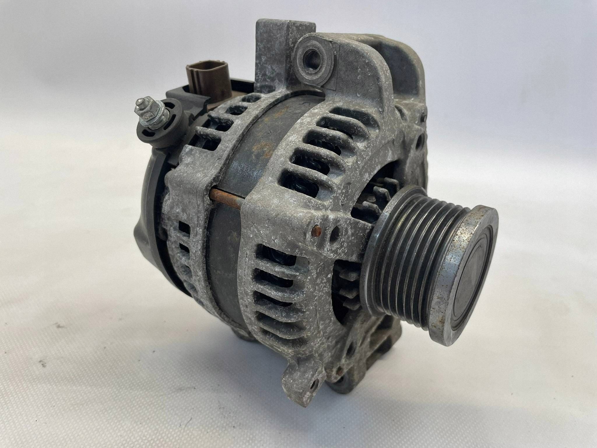 allegro-2ff17a8f652a1d416c6f91c8 AVENSIS T27 2.0 D4D ALTERNATOR ZAMIENNIK - obrazek 1