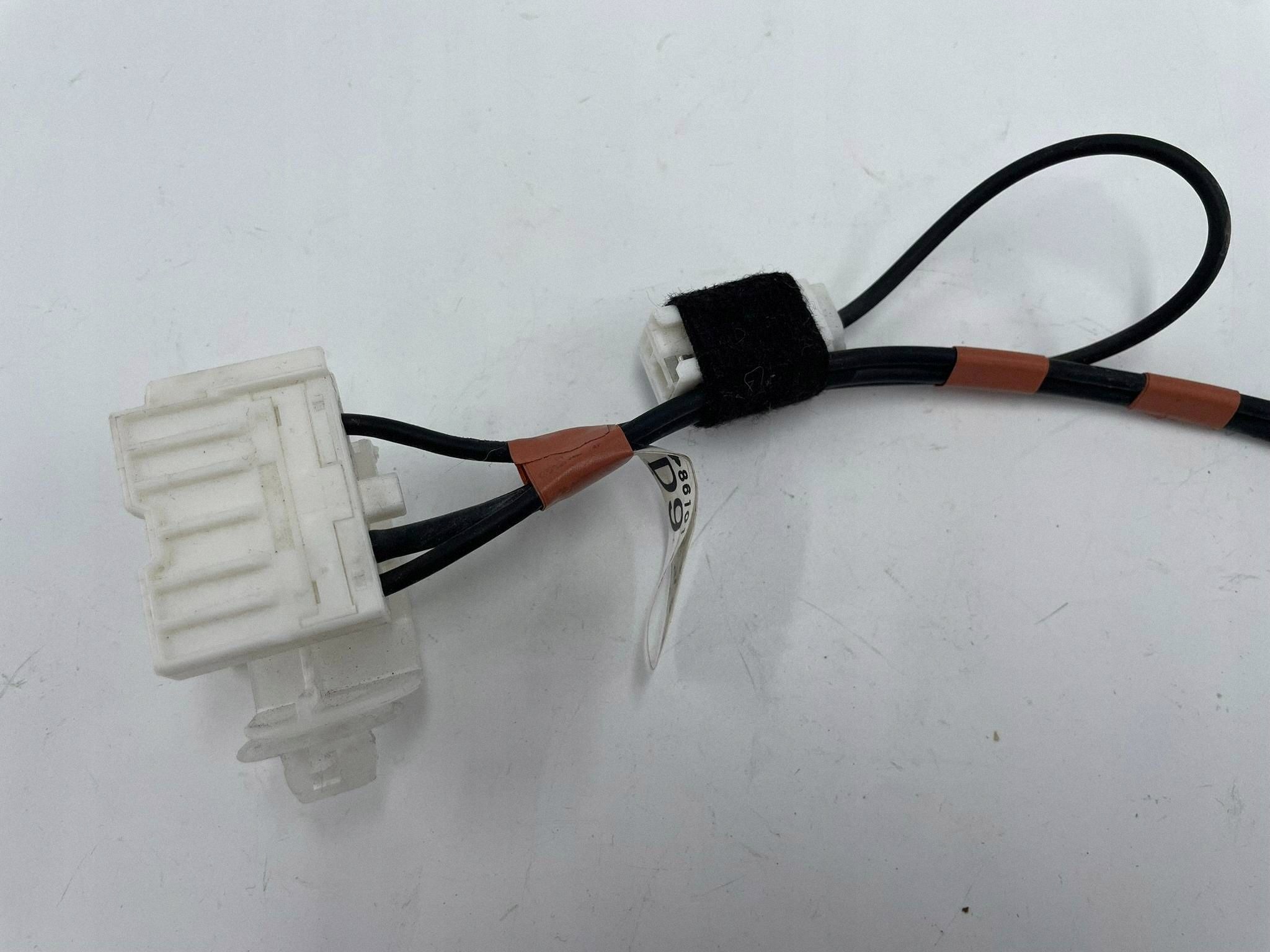 allegro-32d116f4ad42bb20df94e63f RAV4 V WIĄZKA INSTALACJA ANTENY 86101-42D90 - obrazek 1