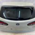 COROLLA CROSS KLAPA TYLNA POKRYWA BAGAŻNIKA TYŁ KOMPLETNA USZKODZONA