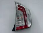 PRIUS III LIFT LAMPA TYLNA PRAWY TYŁ ANGLIK UK USZKODZONA