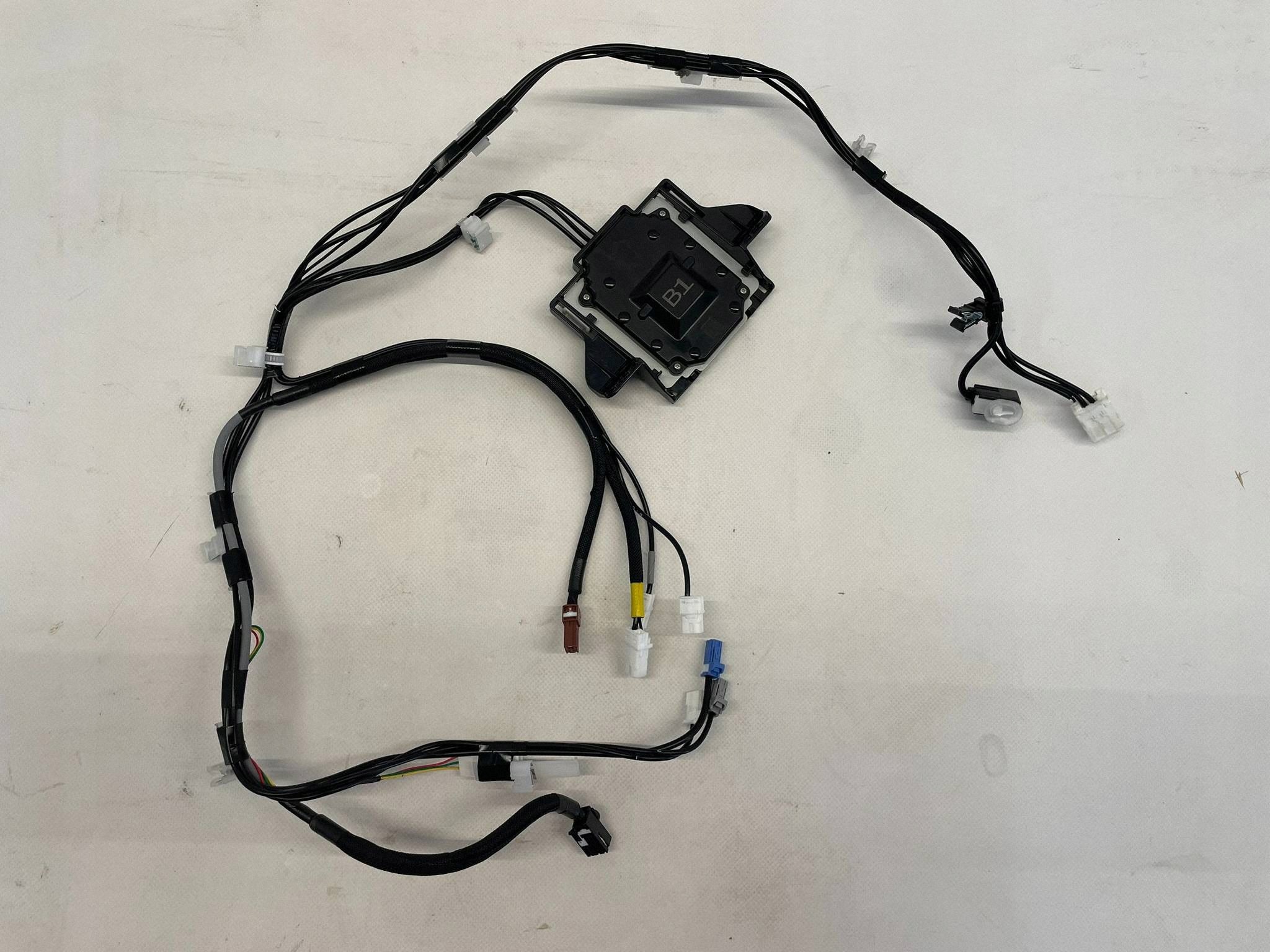 allegro-4fd95ff35e1d893191b5d9b7 COROLLA E1 ANTENA GPS WIĄZKA INSTALACJA DESKI KONSOLI 86147-58010 - obrazek 1