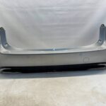 COROLLA E21 LIFT KOMBI ZDERZAK TYLNY TYŁ KPL 4xPDC OTWIERANIE KLAPY 1L0