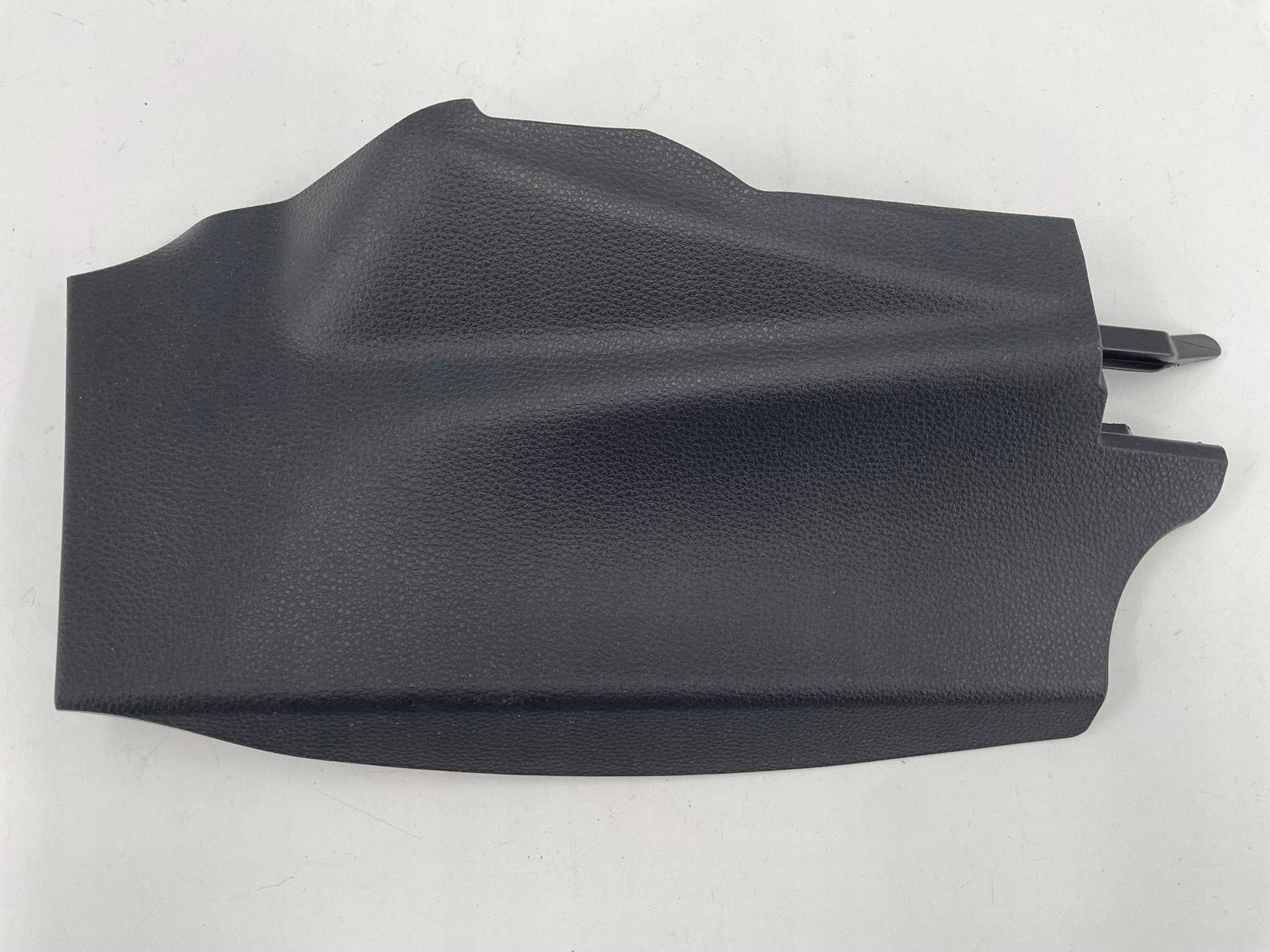 allegro-5fec8cfa3498ce795a58e5e9 COROLLA E21 OSŁONA BOCZNA TUNELU ZAKOŃCZENIE PRAWA PRAWE 58817-02370 - obrazek 1