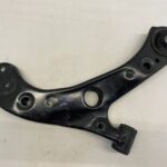 COROLLA E21 WAHACZ PRAWY PRZEDNI PRZÓD ZAWIESZENIA PRZEDNIEGO 48068-02410