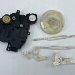 RAV4 V SILNICZEK MECHANIZM NAGRZEWNICY 063800-9004