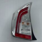 PRIUS III LIFT LAMPA TYLNA LEWY TYŁ ANGLIK UK