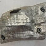 YARIS IV CROSS MAZDA 2 1.5 HYBRYDA OSŁONA TERMICZNA KATALIZATORA KOLEKTORA