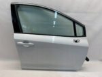 COROLLA E21 SEDAN KOMBI HB DRZWI PRZEDNIE PRAWE PRAWY PRZÓD KOMPLET 089 2PU