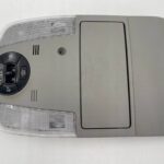 PRIUS III LAMPKA OŚWIETLENIA KABINY WNĘTRZA DUŻA SZARA 8973247030