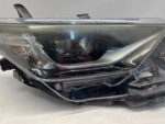 AURIS II LIFT LAMPA PRZEDNIA PRAWA PRAWY PRZÓD FULL LED KPL. 81110-02K60 - obrazek 3