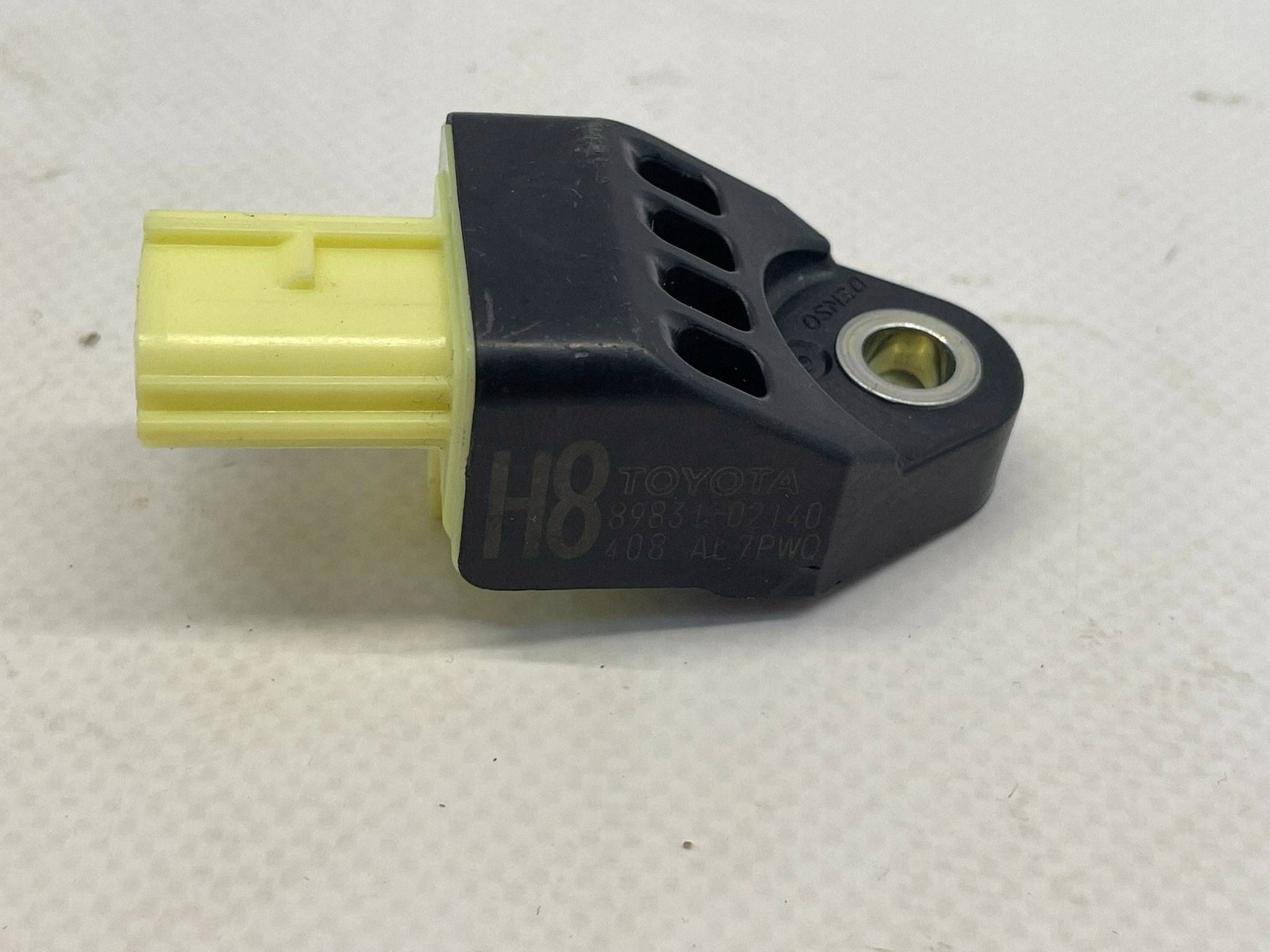 allegro-92dd1a182e3b01a337b0d60f AURIS II HYBRYDA CZUJNIK ZDERZENIOWY UDERZENIA AIRBAG H8 89831-02140 - obrazek 1