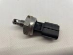 YARIS IV CROSS MAZDA 2 CZUJNIK CIŚNIENIA OLEJU 89448-33010 - obrazek 4