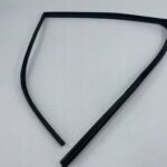RAV4 V GUMOWA USZCZELKA SZYBY DRZWI TYLNYCH PRAWY TYŁ 68142-42060