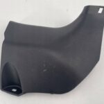 PRIUS III OSŁONA SŁUPKA PROGU PRAWA CZARNA 62111-47130