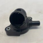 YARIS IV YARIS CROSS MAZDA II HYBRYDA OBUDOWA TERMOSTATU USZKODZONA