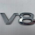 TOYOTA V8 NAPIS LOGO EMBLEMAT ZNACZEK