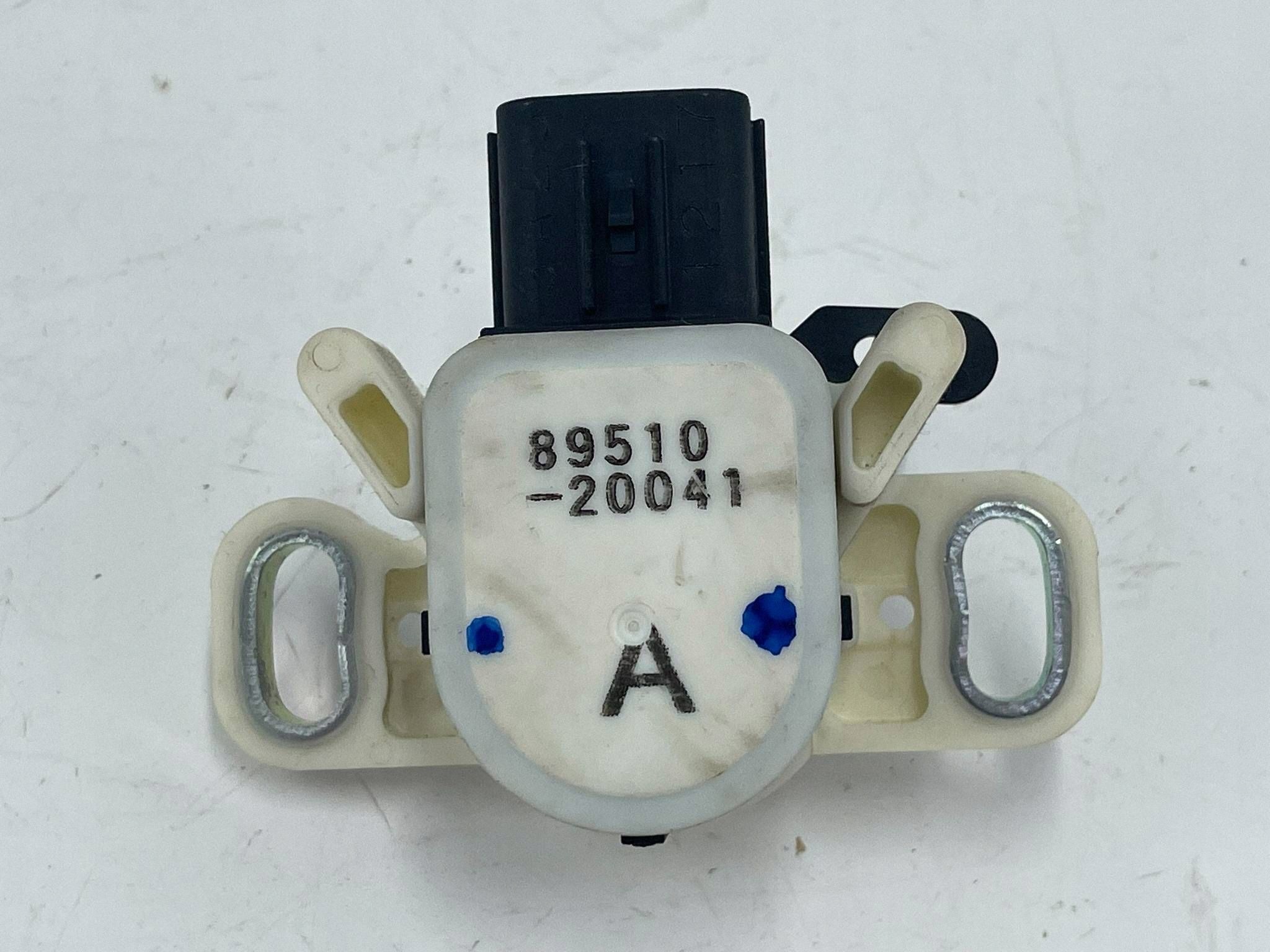 allegro-d8cb10987fdf4a8e6bcad70b PRIUS III CZUJNIK PEDAŁU HAMULCA 89510-20041 - obrazek 1