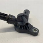 YARIS IV CROSS MAZDA 2 KRÓCIEC CZUJNIK TEMPERATURY WODY PŁYNU CHŁODZĄCEGO