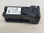 RAV4 V GNIAZDO ZŁĄCZE USB 86190-42030 - obrazek 4