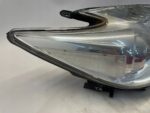PRIUS III LIFT LAMPA PRZEDNIA PRAWA PRAWY PRZÓD ZWYKŁA SREBRNA - obrazek 2