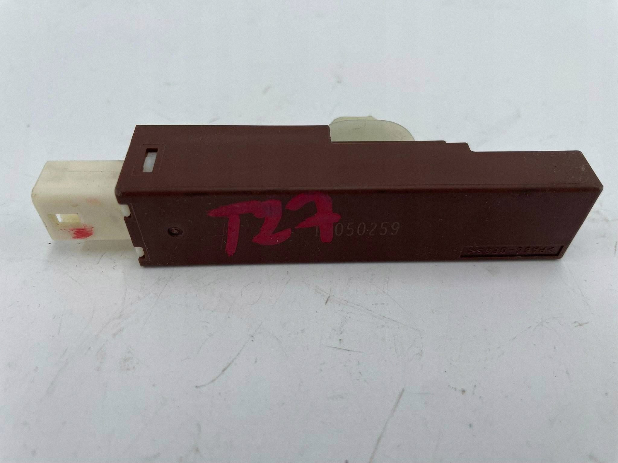 allegro-f15fcb07cbff516cf4533dd6 TOYOTA LEXUS ANTENA SYSTEMU BEZKLUCZYKOWEGO KEY LESS GO KLG - obrazek 1