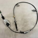 COROLLA E21 LIFT 1.8 HYBRYDA LINKA CIĘGNO ZMIANY BIEGÓW 33820-02E30-B