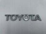 TOYOTA NAPIS LOGO EMBLEMAT ZNACZEK