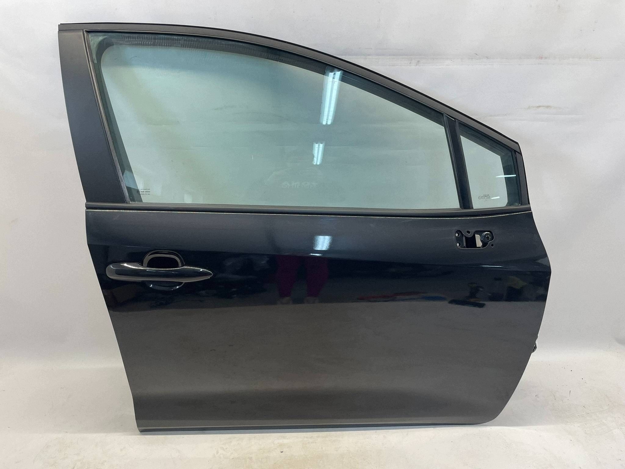 allegro-0b8ce58c3ef9ee85813699a2 COROLLA E21 SEDAN KOMBI HB DRZWI PRZEDNIE PRAWE PRAWY PRZÓD KOMPLETNE 209 - obrazek 1