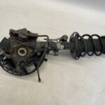 COROLLA E21 1.8 HYBRYDA MCPHERSON ZWROTNICA AMORTYZATOR PRAWY PRAWA M6