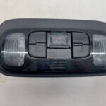 YARIS IV LAMPKA PODSUFITKI OŚWIETLENIA WNĘTRZA KABINY CZARNA 81260-K0100