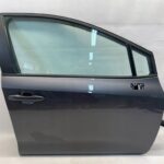 COROLLA E21 SEDAN KOMBI HB DRZWI PRZEDNIE PRAWE PRAWY PRZÓD KOMPLET 1G3