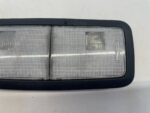COROLLA E21 KOMBI LAMPKA OŚWIETLENIA KABINY WNĘTRZA PODSUFITKI TYLNA CZARNA - obrazek 3
