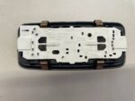 COROLLA E21 KOMBI LAMPKA OŚWIETLENIA KABINY WNĘTRZA PODSUFITKI TYLNA CZARNA - obrazek 4