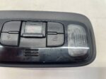 YARIS IV LAMPKA PODSUFITKI OŚWIETLENIA WNĘTRZA KABINY CZARNA 81260-K0100 - obrazek 3
