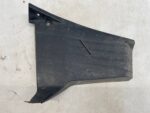 COROLLA E21 KOMBI CHLAPACZ NADKOLE TYLNE LEWY TYŁ PLASTIK 52592-02370