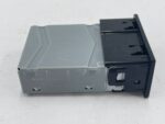 RAV4 V GNIAZDO ZŁĄCZE USB 85532-60040 - obrazek 2